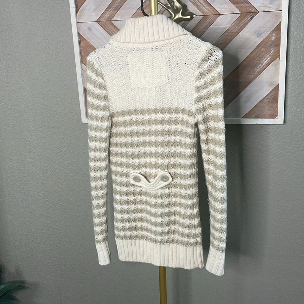 Arizona cream & taupe button down cardigan size small - Picture 8 of 8